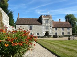 Ightham Mote Wallpaper