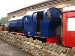 Blue Tank Engine Wallpaper