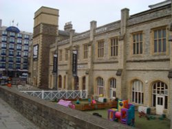 British Empire and Commonwealth Museum Wallpaper