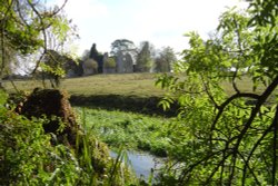 The ruined Elizabethan Manor, Hampton Gay Oxfordshire Wallpaper
