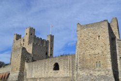 Rochester Castle defences