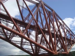 The structure of the Forth Bridge Wallpaper
