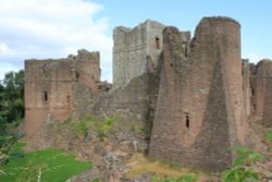 Goodrich Castle Wallpaper