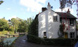 Lock Cottage Wallpaper