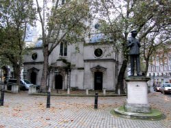 Lord Dowding Statue Wallpaper