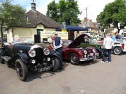 OLNEY CAR SHOW Wallpaper