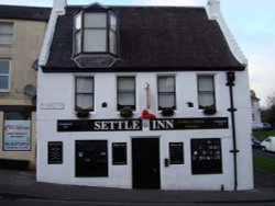 St Mary's Wynd, the Settle Inn Wallpaper