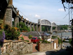Brunels Saltash railway bridge Wallpaper