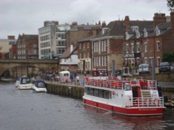 King's Staith Wallpaper