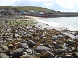Loch Scavaig rocky shore at Elgol Wallpaper