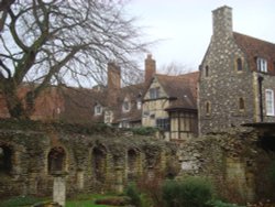 The Cathedral Precinct Wallpaper