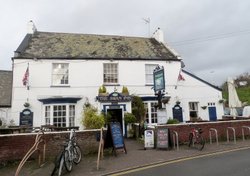 Lympstone Pub
