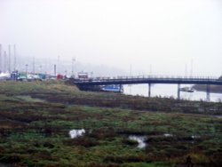 Leigh on Sea, Bridge across to Two Tree Island Wallpaper