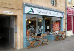 The Merchant's Garden Wallpaper