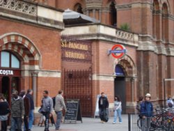 One of entrances to St Pancras Station Wallpaper