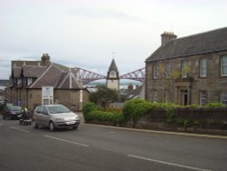 South Queensferry from the Loan Wallpaper