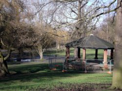 Raphaels Park, Romford Wallpaper