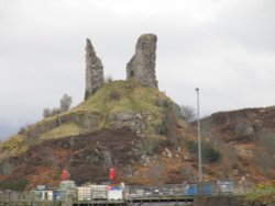 Ruins of Castle Moil (Caisteal Maol), Isle of Skye Wallpaper