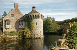 Scotney Castle Wallpaper