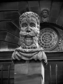 A nice statue in front of the Sheldonian, Oxford.