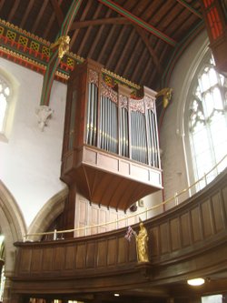 The main organ of Leicester Cathedral