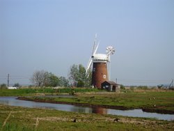 Wind pump at Horsey Wallpaper