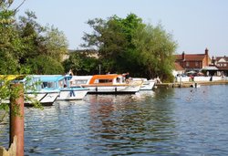 Wroxham Broads Wallpaper