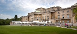 The Queen's Back Garden, Buckingham Palace. Wallpaper