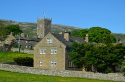 Askrigg Church and Cottages Wallpaper