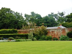 Stoneleigh Abbey Gardens Wallpaper