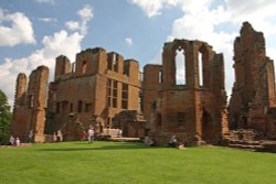 Kenilworth Castle Wallpaper