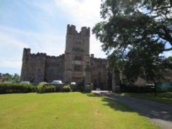 Flete House Wallpaper