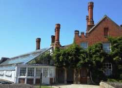 Hampton Court Palace Gardens