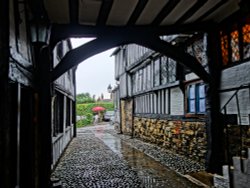 Courtyard passage, the Mermaid Inn Wallpaper
