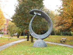 Sir Frank Whittle Sculpture in Chestnut Field (Rugby)