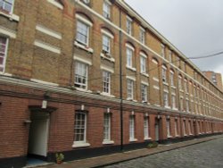 Gibson Gardens Wallpaper