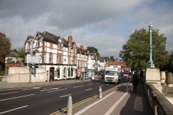 Bridge Street, Caversham Wallpaper
