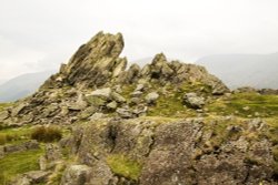 Helm Crag Summit 4 Wallpaper