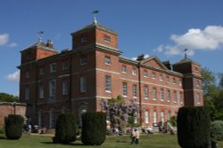 Kimberley Hall Wallpaper