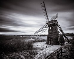 Herringfleet Windmill. Wallpaper