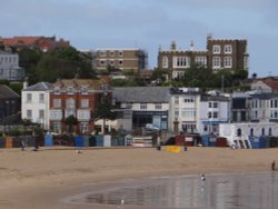 Broadstairs from beach Wallpaper