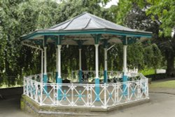 Bandstand – Guildford Wallpaper