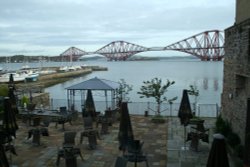 Queensferry and the forth bridge Wallpaper