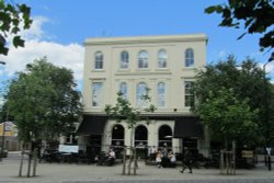 Royal Inn On The Park Wallpaper