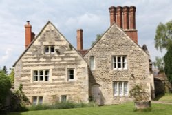 Iffley Rectory Wallpaper