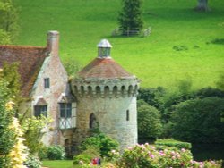 Scotney Castle Wallpaper