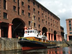 Albert Dock Wallpaper
