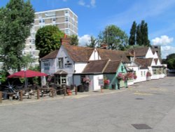 The swan and bottle, by the grand union canal. Wallpaper