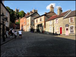 Steep Hill, Lincoln Wallpaper