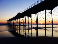 Saltburn by the Sea's Pier at Sunrise attraction Wallpaper